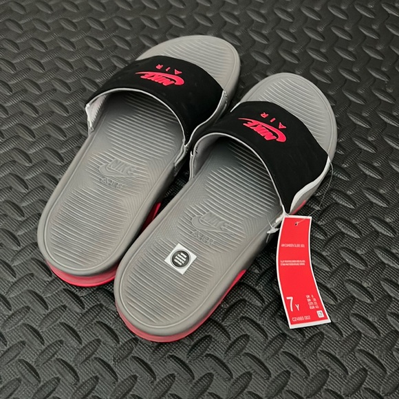 Nike Air Slide Sandal - New